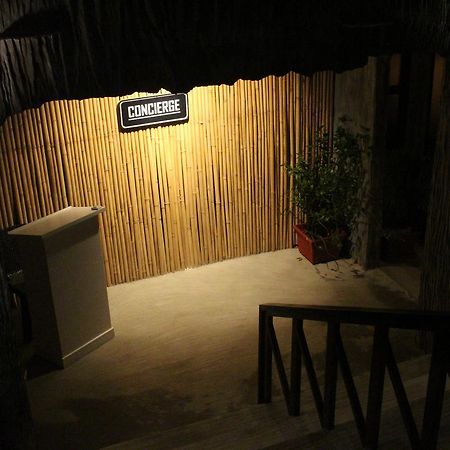 The Cavern Pod Hotel & Specialty Cafe El Nido Kültér fotó