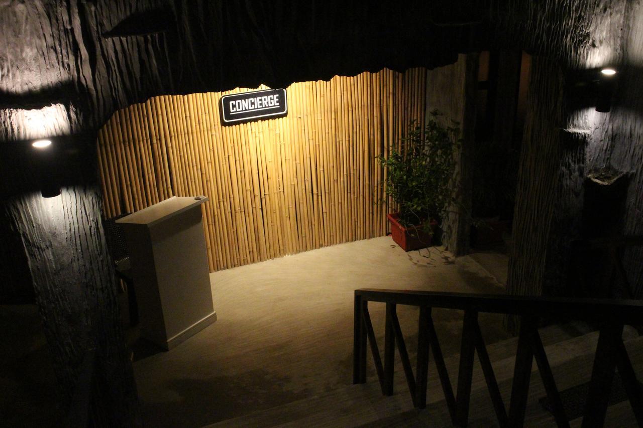 The Cavern Pod Hotel & Specialty Cafe El Nido Kültér fotó